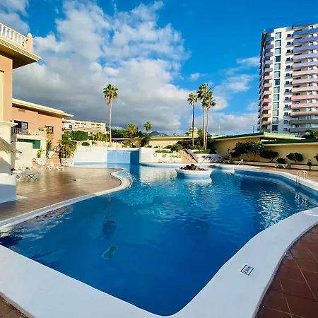 Sunset Paradise Apartment *