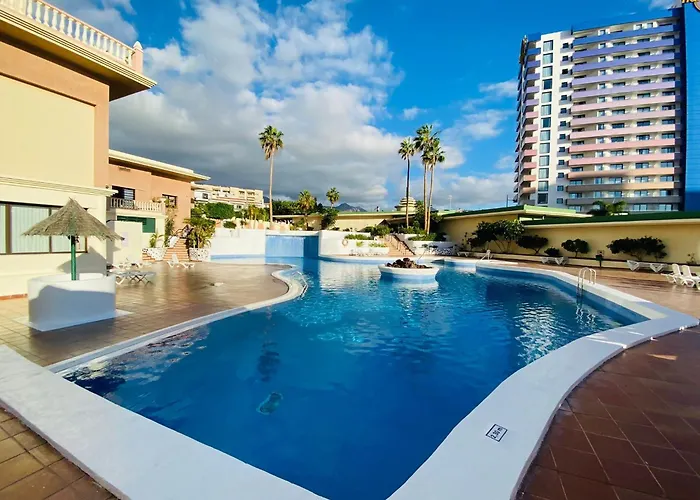 Sunset Paradise Apartment *